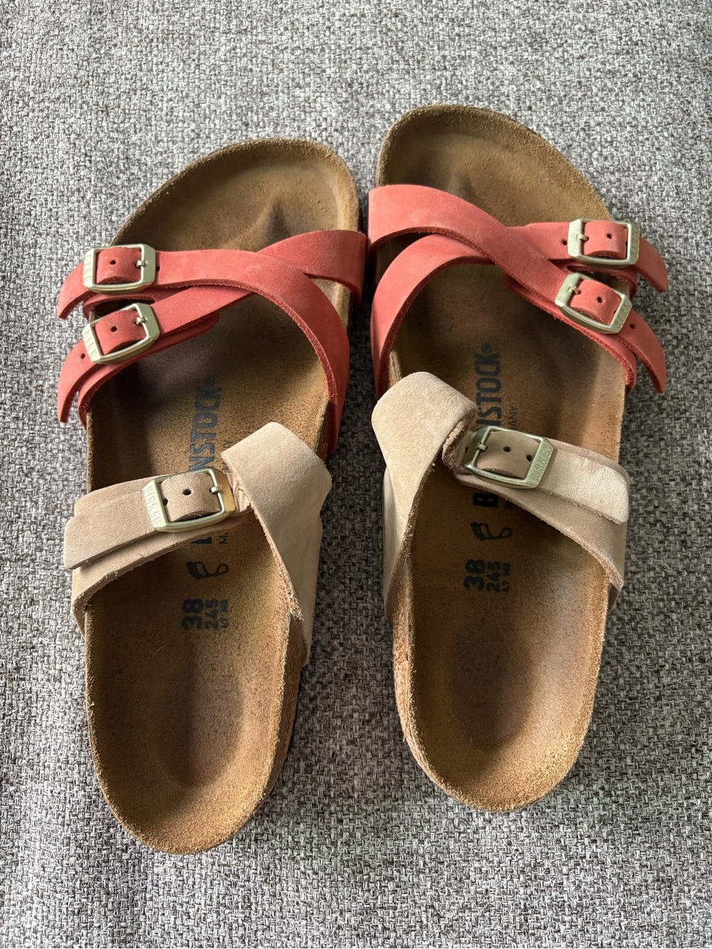 Birkenstock Like New Two-Tone Cross-Strap Slide Sandals in Coral and Beige
